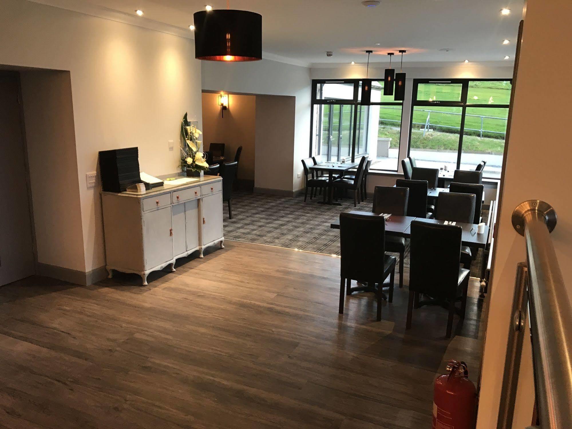 The Knowes Hotel & Restaurant Macduff Luaran gambar